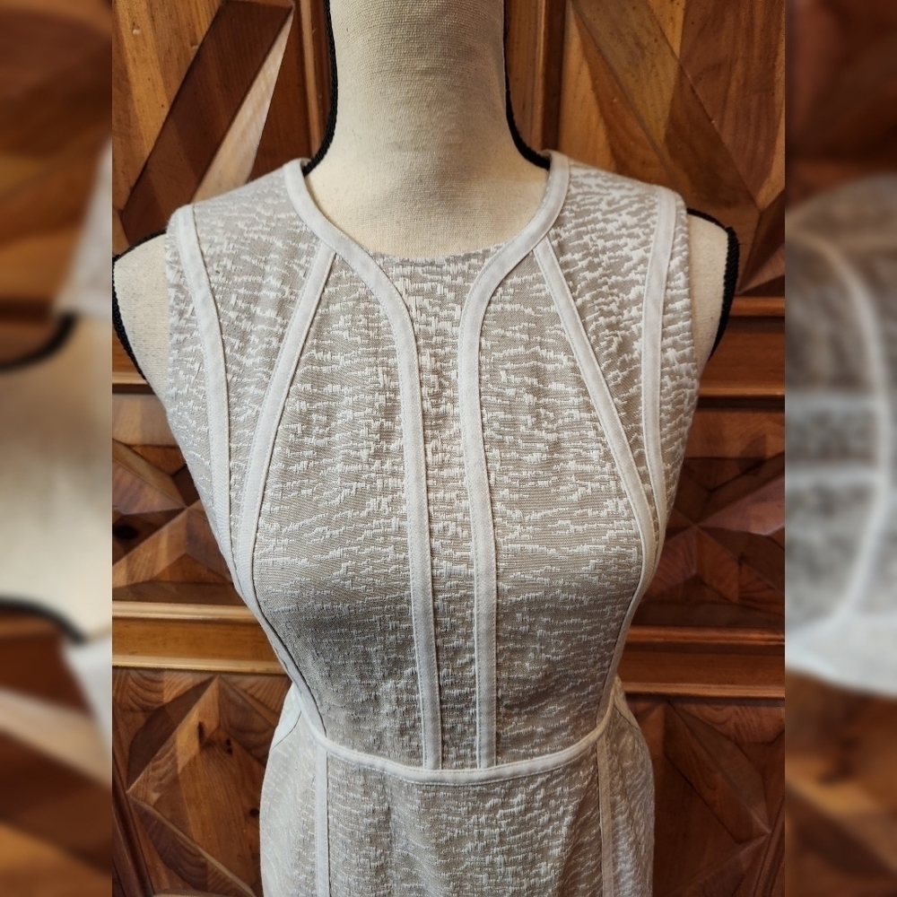 Calvin Klein Tan Sheath Dress Sz 4P - Picture 2 of 9